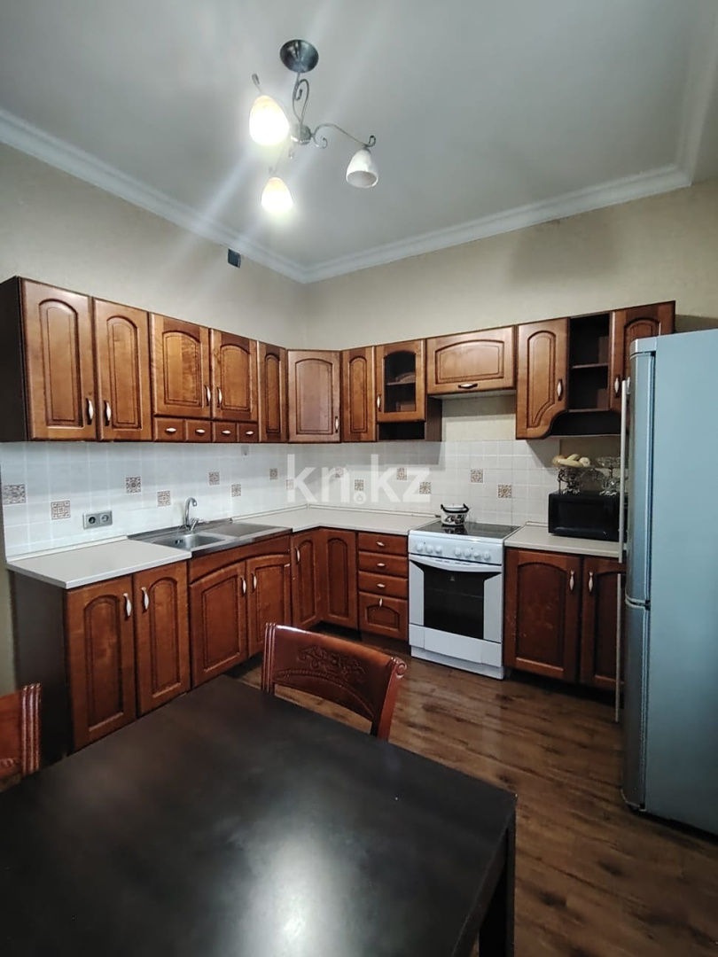 Аренда 2-комнатной квартиры, 70 м², ул. Сарайшык, дом  40 - Аренда  двухкомнатных квартир помесячно в Астане с фото фото 1 из 16