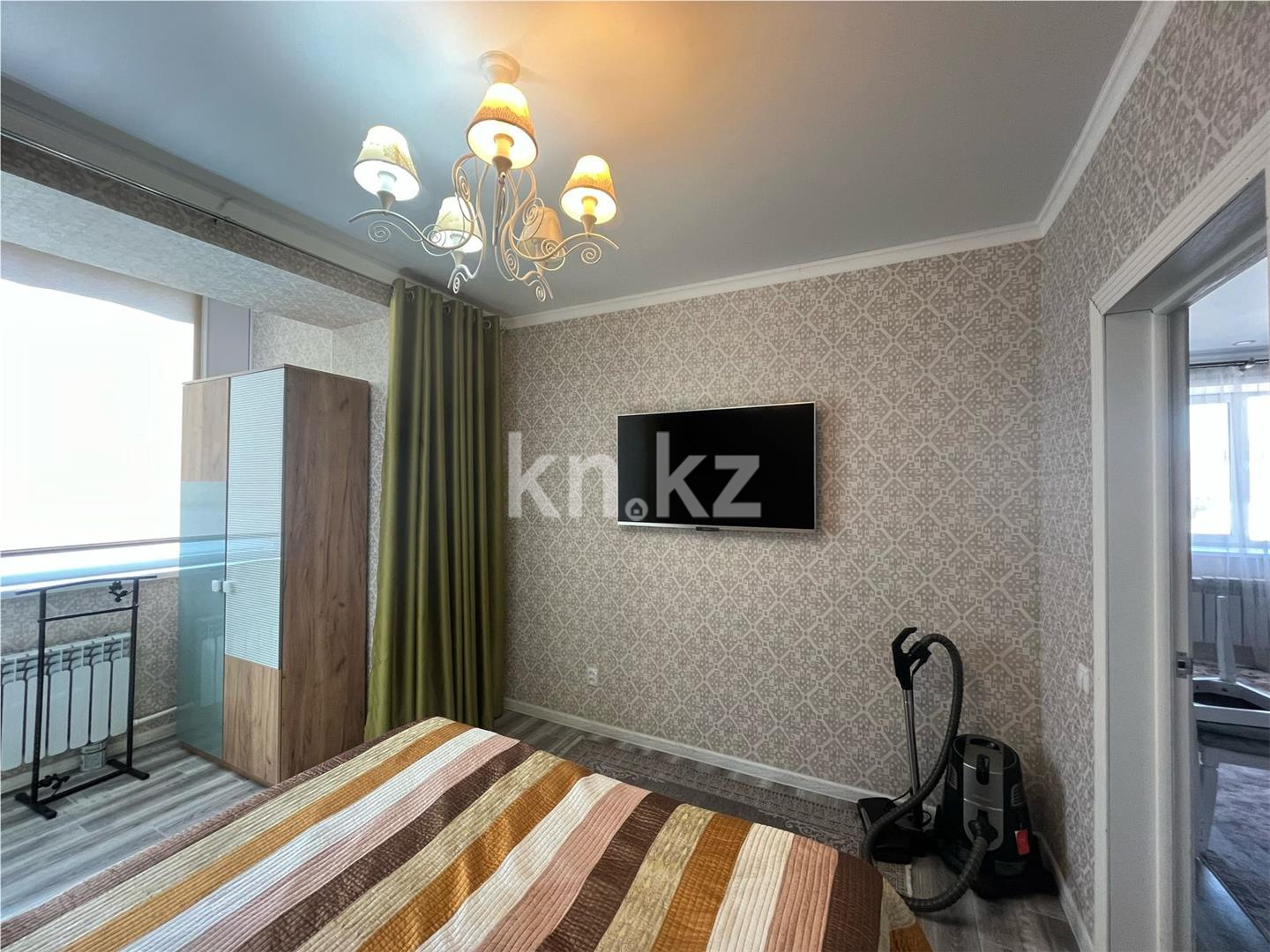 Продажа 3-комнатной квартиры, 74 м², ул. Карбышева - Продажа  трехкомнатных квартир в Караганде фото 8 из 18