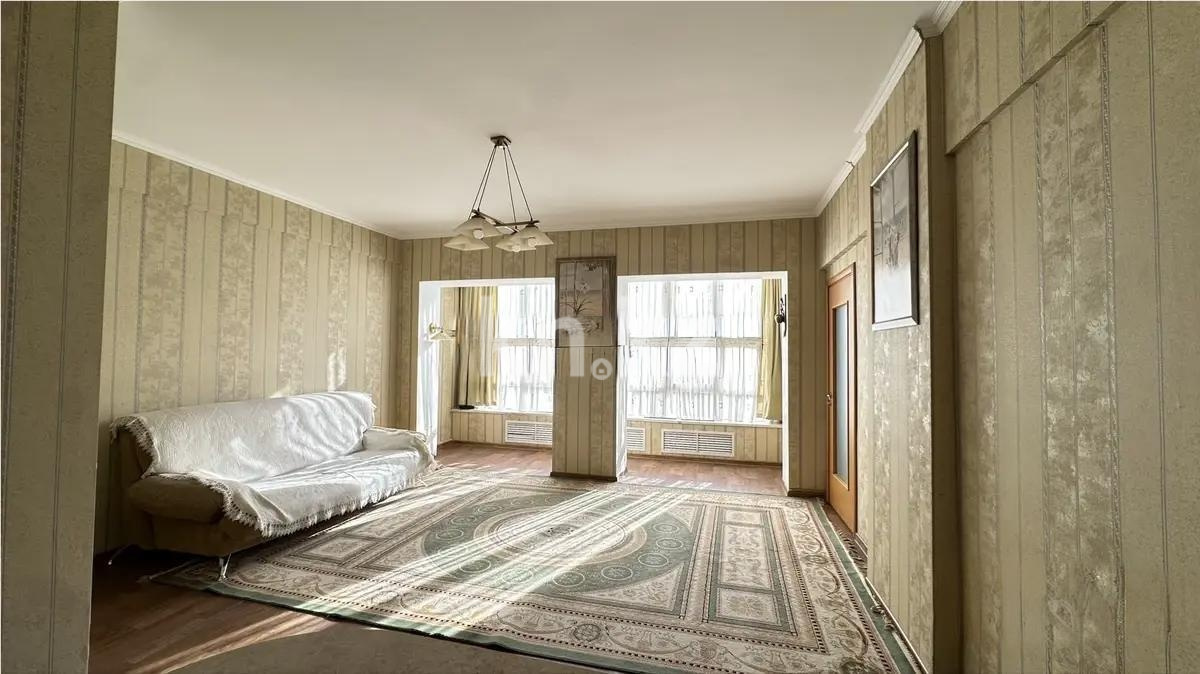 Продажа 2-комнатной квартиры, 58 м² в Алматы