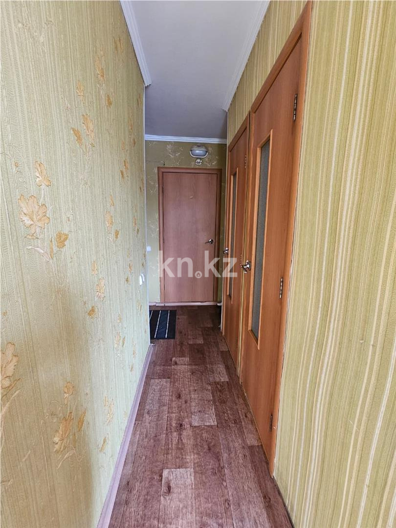 Продажа 4-комнатной квартиры, 61 м², мкр-н 11а - Продажа  четырехкомнатных квартир в Караганде фото 9 из 9