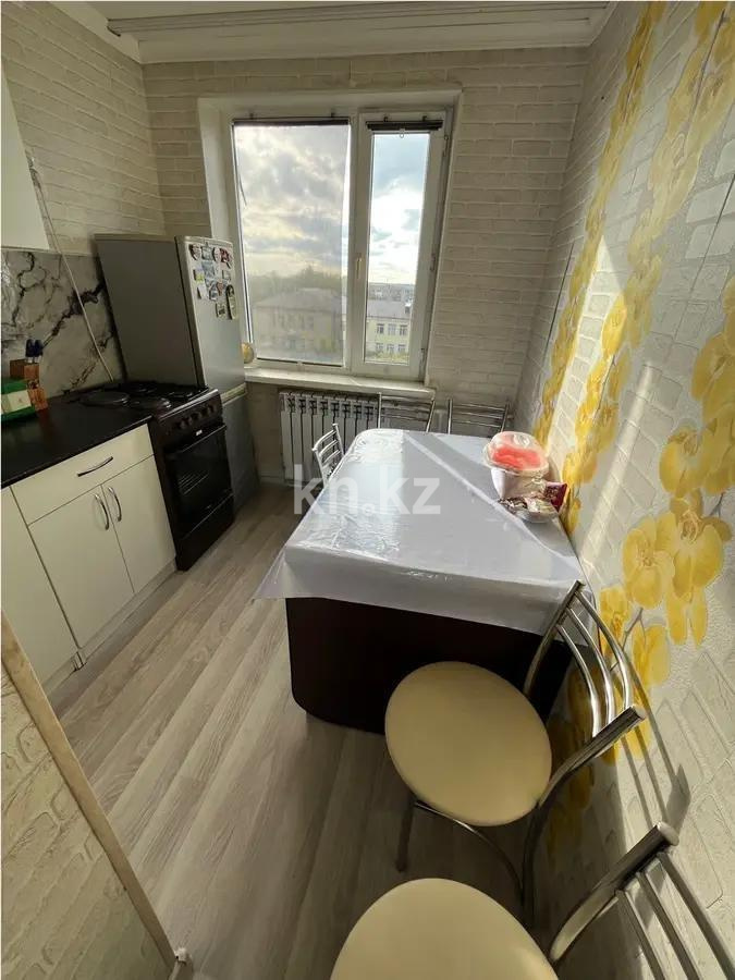 Продажа 4-комнатной квартиры, 63 м², мкр-н 18, дом  18 - Продажа квартир в Караганде фото 5 из 8