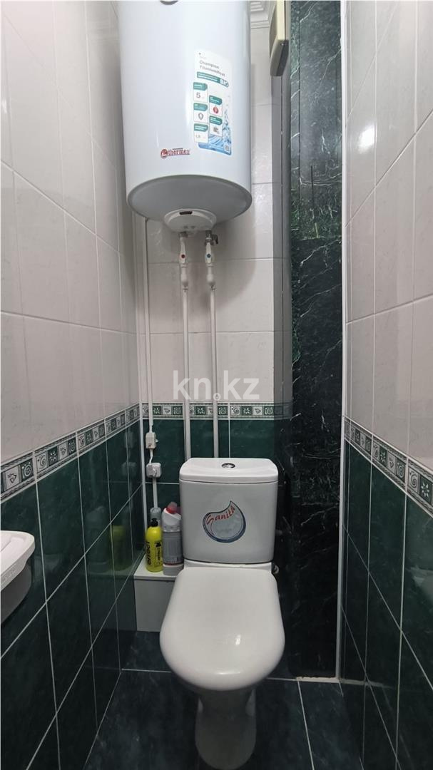 Продажа 3-комнатной квартиры, 64 м², мкр-н Гульдер-1 - Продажа  трехкомнатных квартир в Караганде фото 14 из 25