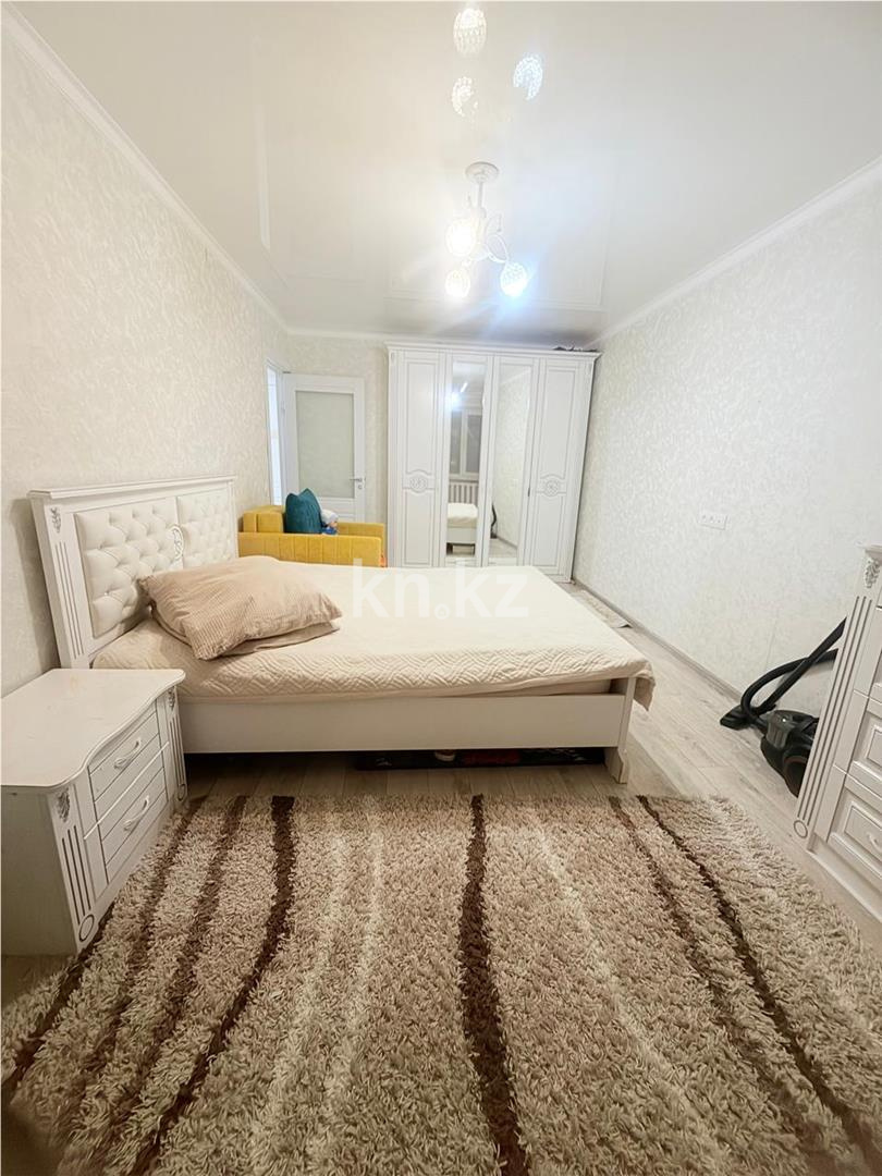 Продажа 4-комнатной квартиры, 76 м², ул. Университетская - Продажа  четырехкомнатных квартир в Караганде фото 4 из 11