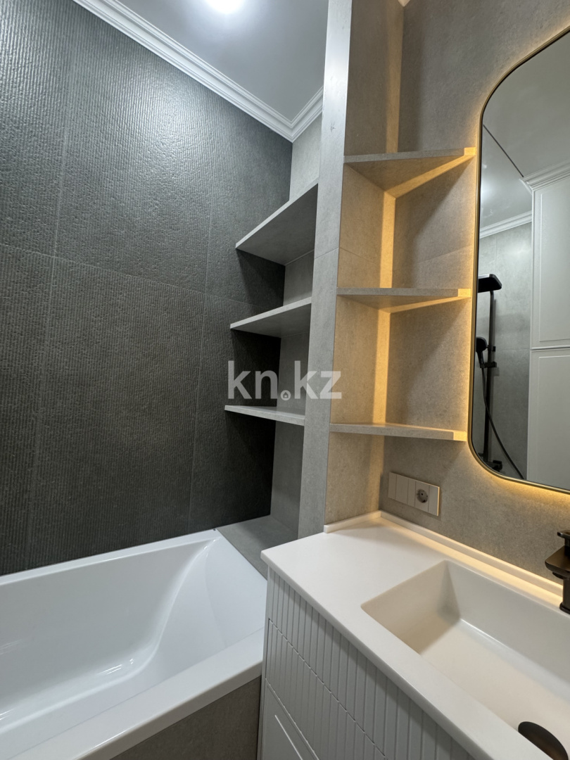 Продажа 3-комнатной квартиры, 115 м², ул. Утеген батыра, дом  11д - Продажа квартир в Алматы фото 28 из 40