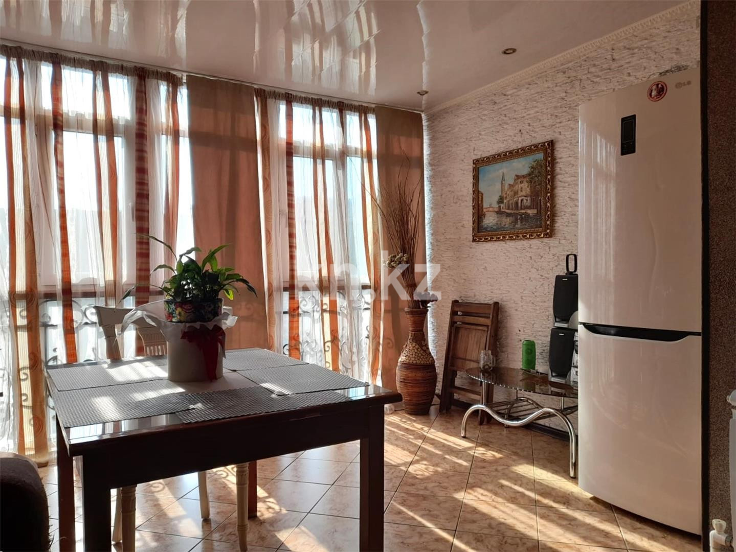 Продажа 3-комнатной квартиры, 80 м², ул. Затаевича (Зональная) - Продажа  трехкомнатных квартир в Караганде фото 1 из 12