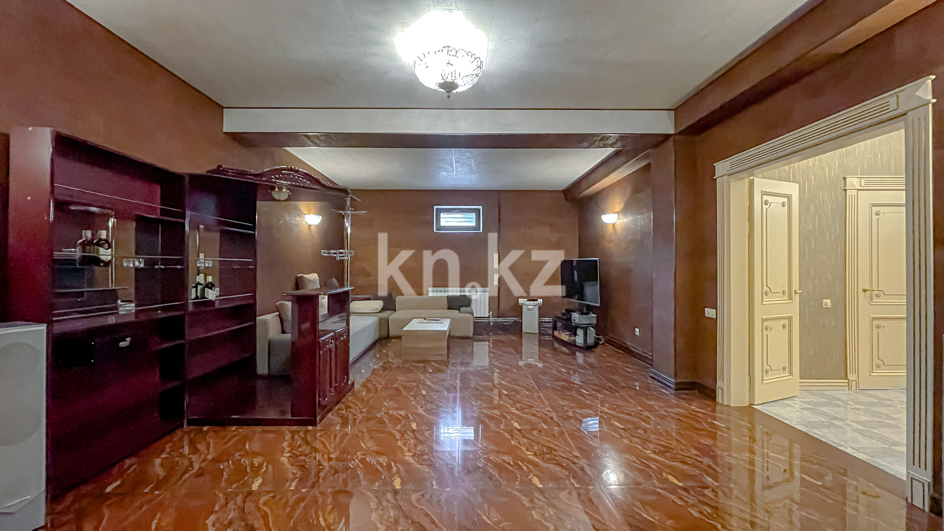 Аренда 6-комнатного дома, 380 м² - Аренда недвижимости в Алматы фото 10 из 19