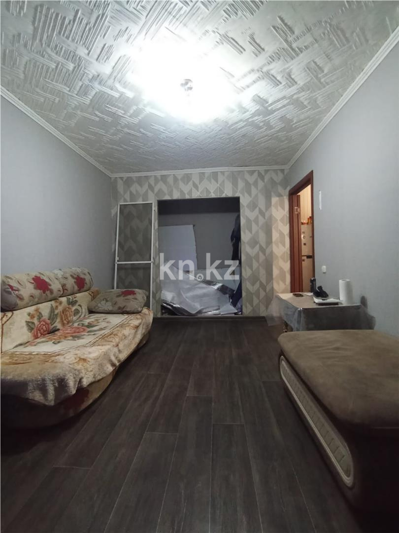 Продажа 1-комнатной квартиры, 32 м², мкр-н 14 в Караганде - фото 2
