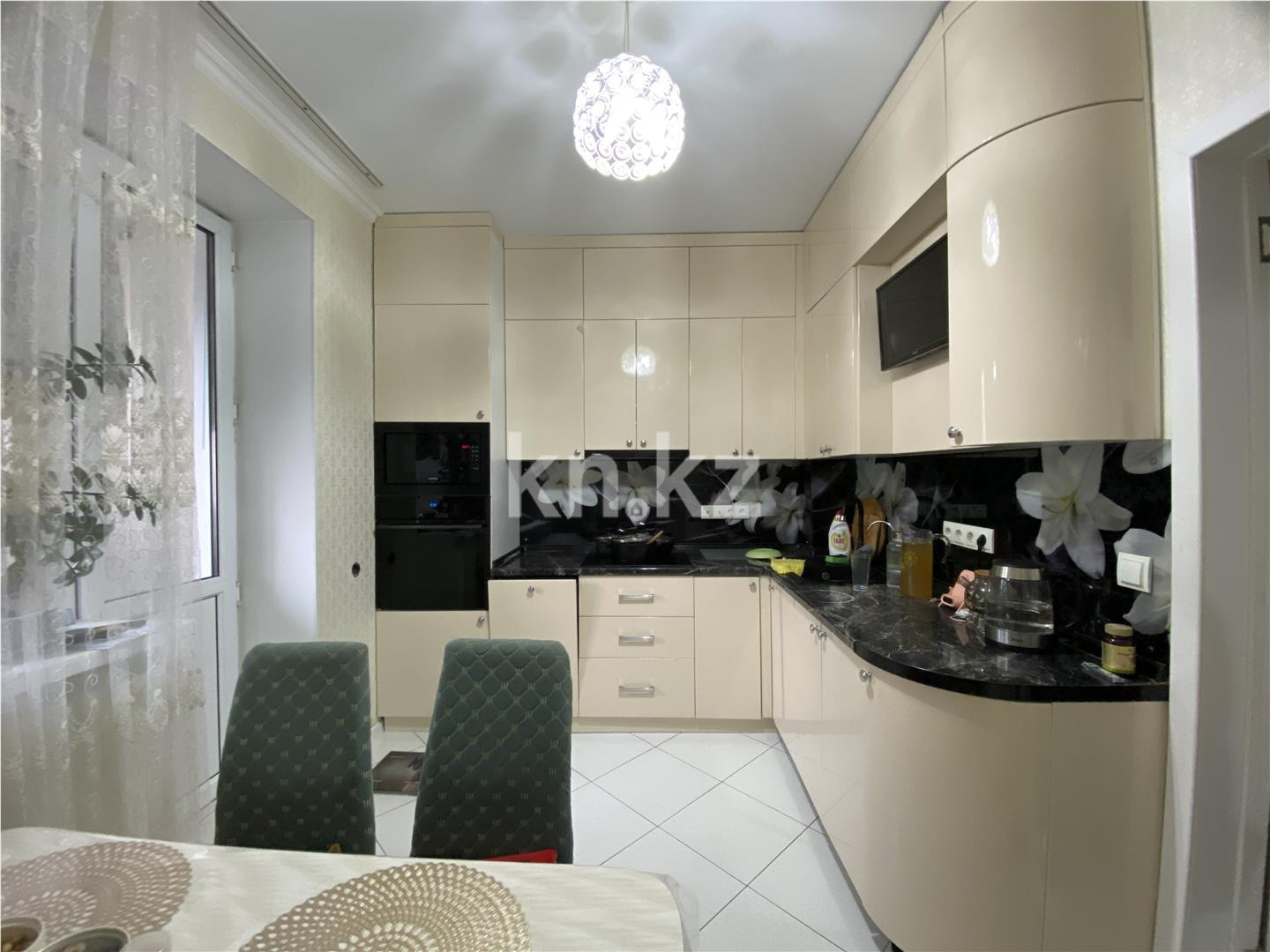 Продажа 3-комнатной квартиры, 88.9 м², ул. Нажимеденова в Астане - фото 3