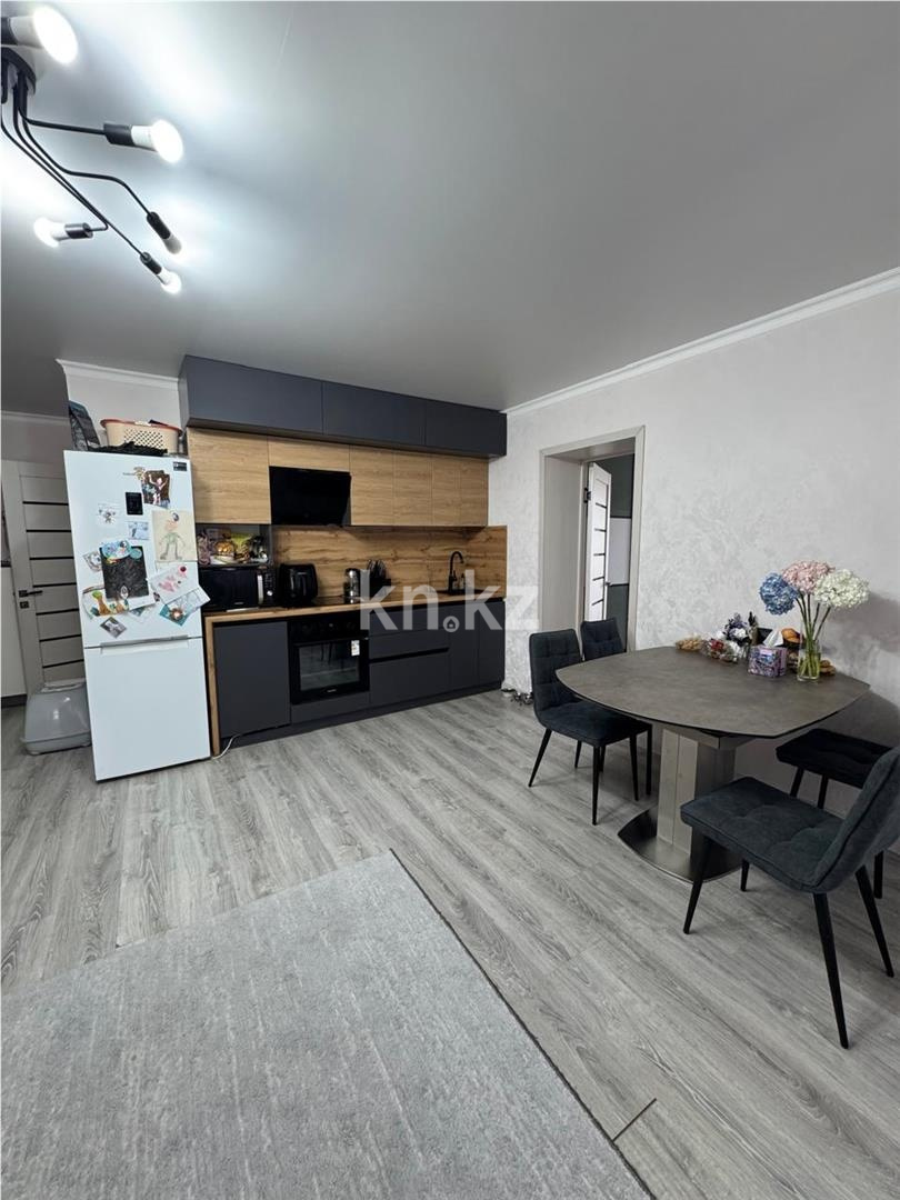 Продажа 3-комнатной квартиры, 66 м² - Продажа квартир от собственников в Караганде - страница 29 фото 1 из 11