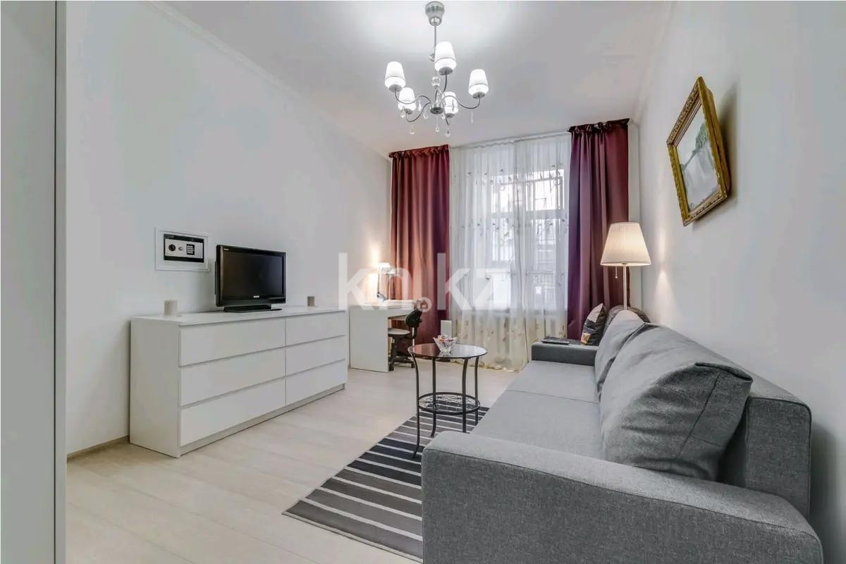 Продажа 1-комнатной квартиры, 35 м², ул. Сауран, дом  3/1 в Астане