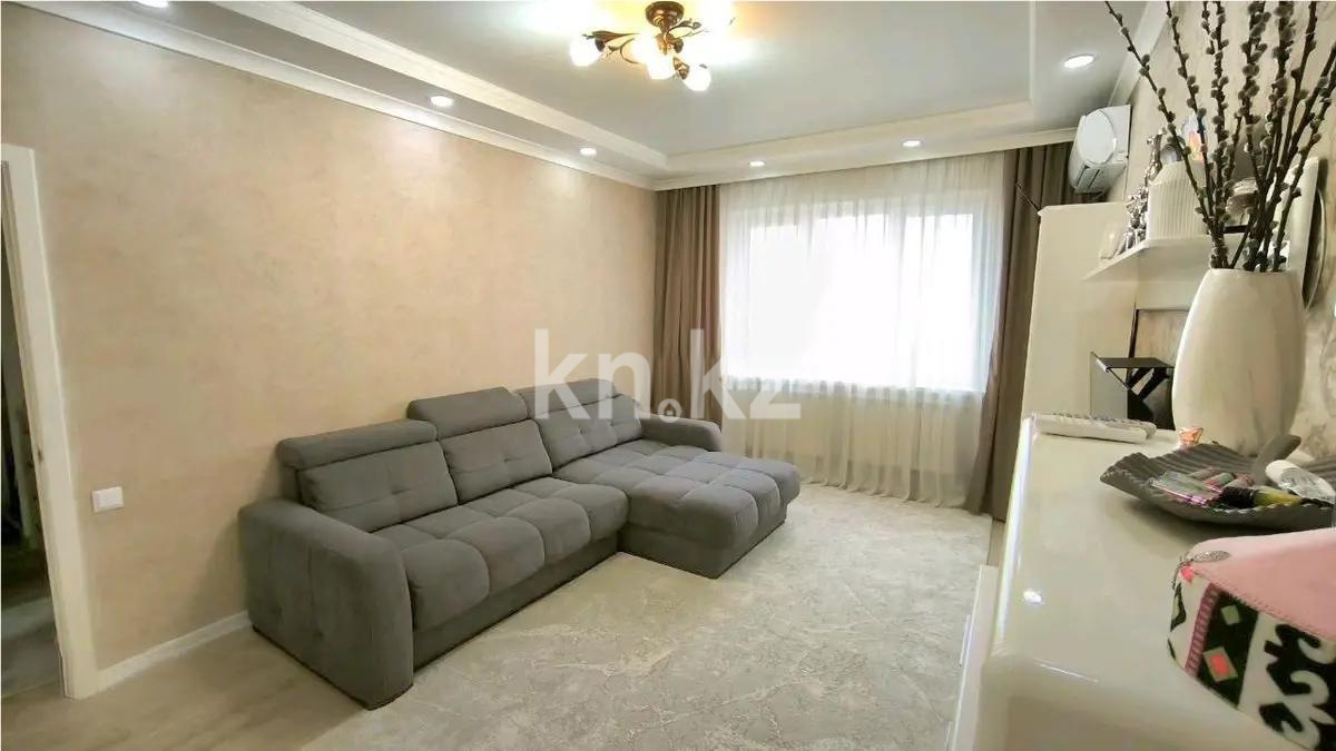 Продажа 3-комнатной квартиры, 72 м², мкр-н Аксай-2, дом  43 - Продажа  трехкомнатных квартир в Алматы фото 1 из 6