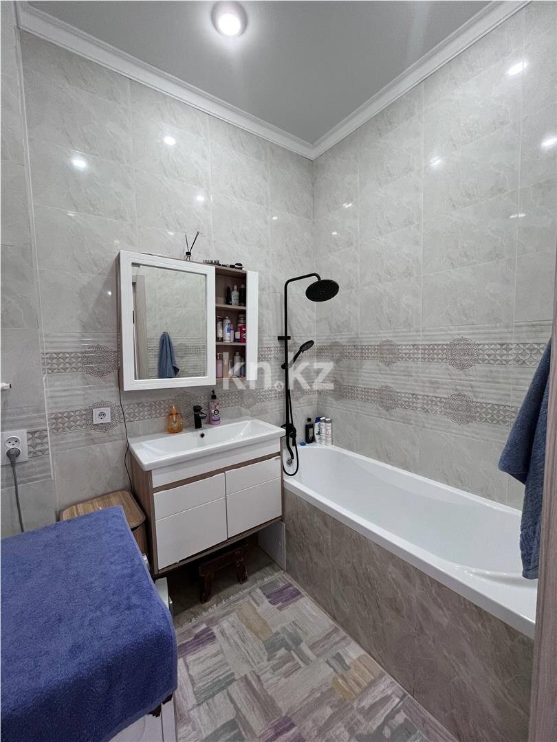 Продажа 3-комнатной квартиры, 84 м² в Караганде - фото 16