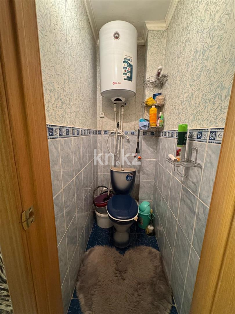 Продажа 3-комнатной квартиры, 58 м², ул. Крылова - Продажа  трехкомнатных квартир в Караганде фото 8 из 12