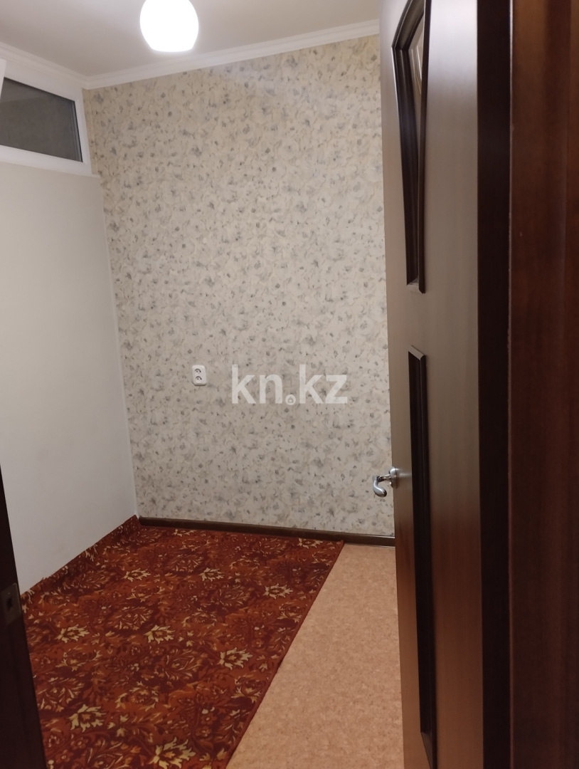 Продажа 2-комнатной квартиры, 42.2 м², ул. Ермекова, дом  14 в Караганде - фото 12
