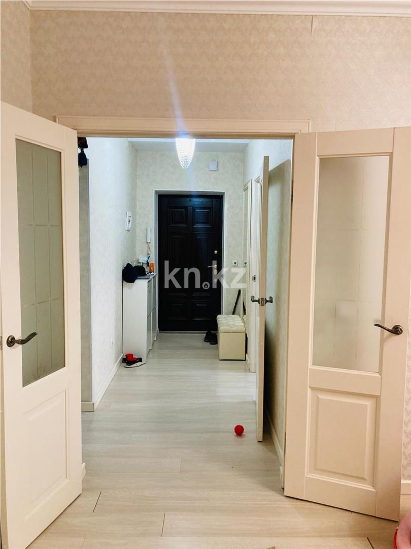 Продажа 5-комнатной квартиры, 179 м², мкр-н Голубые Пруды - Продажа  пятикомнатных квартир в Караганде фото 25 из 28