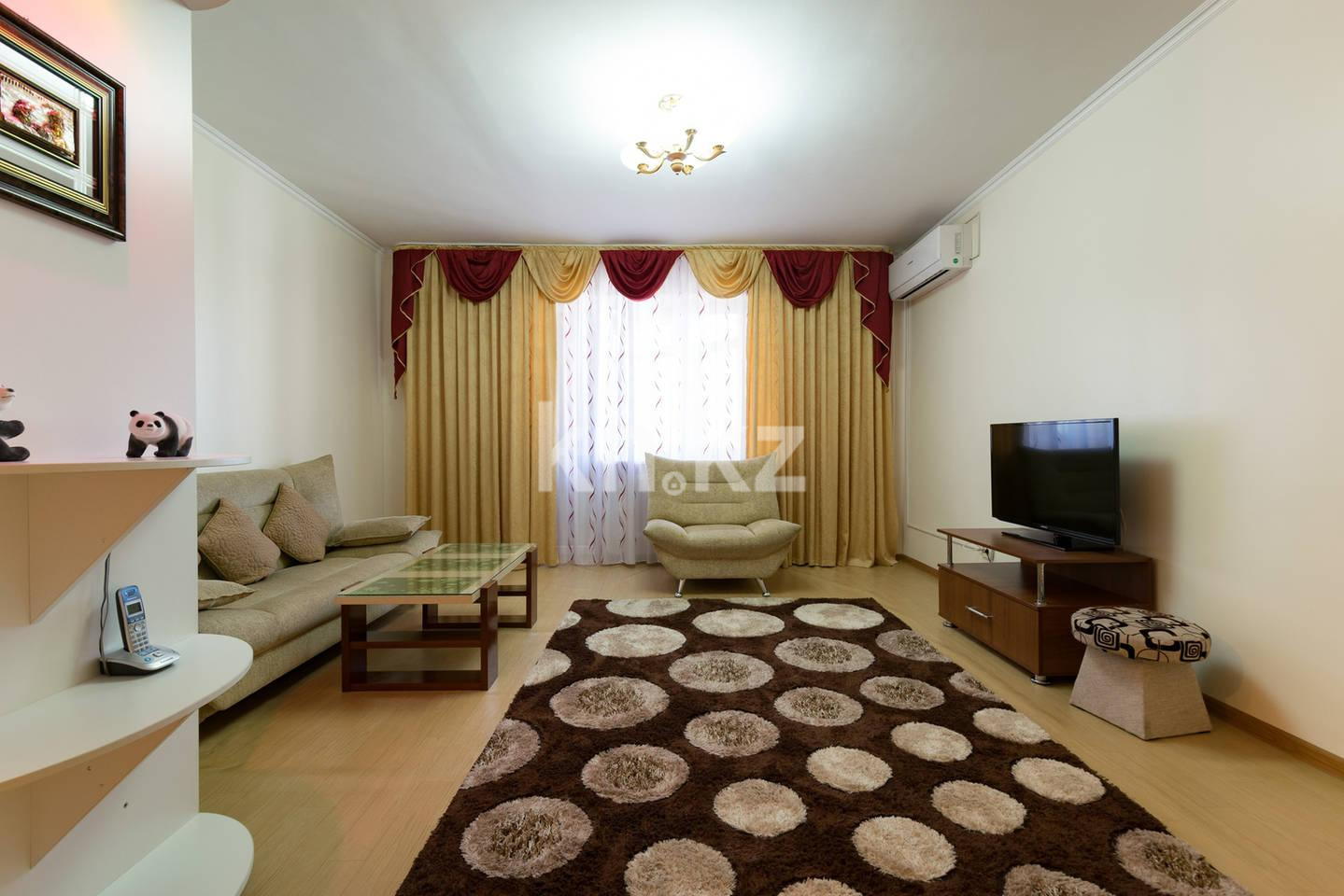 Аренда 4-комнатной квартиры посуточно, 98 м², Самал-2 мкр-н, дом  26 - Аренда квартир посуточно в Алматы с фото фото 1 из 14