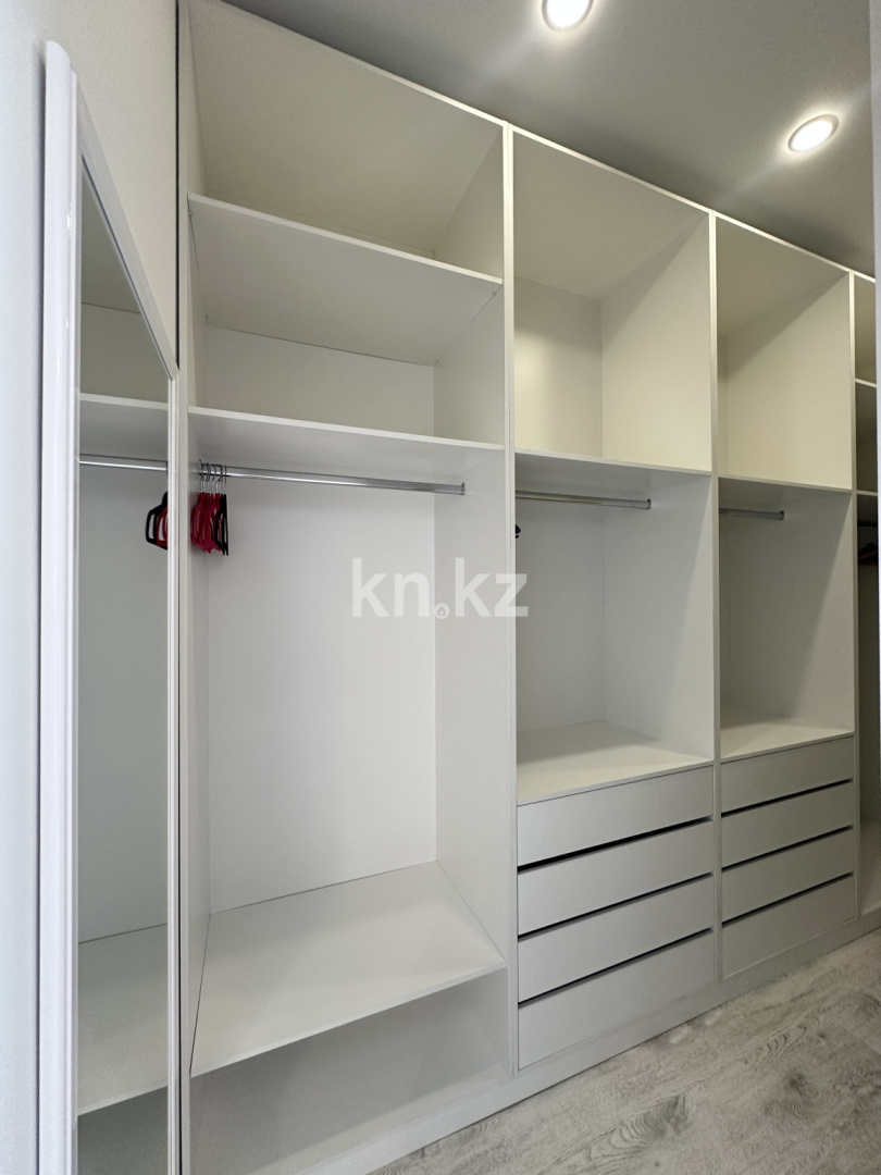 Продажа 4-комнатной квартиры, 198 м², ул. Ботаническая, дом  12/12 в Караганде - фото 12