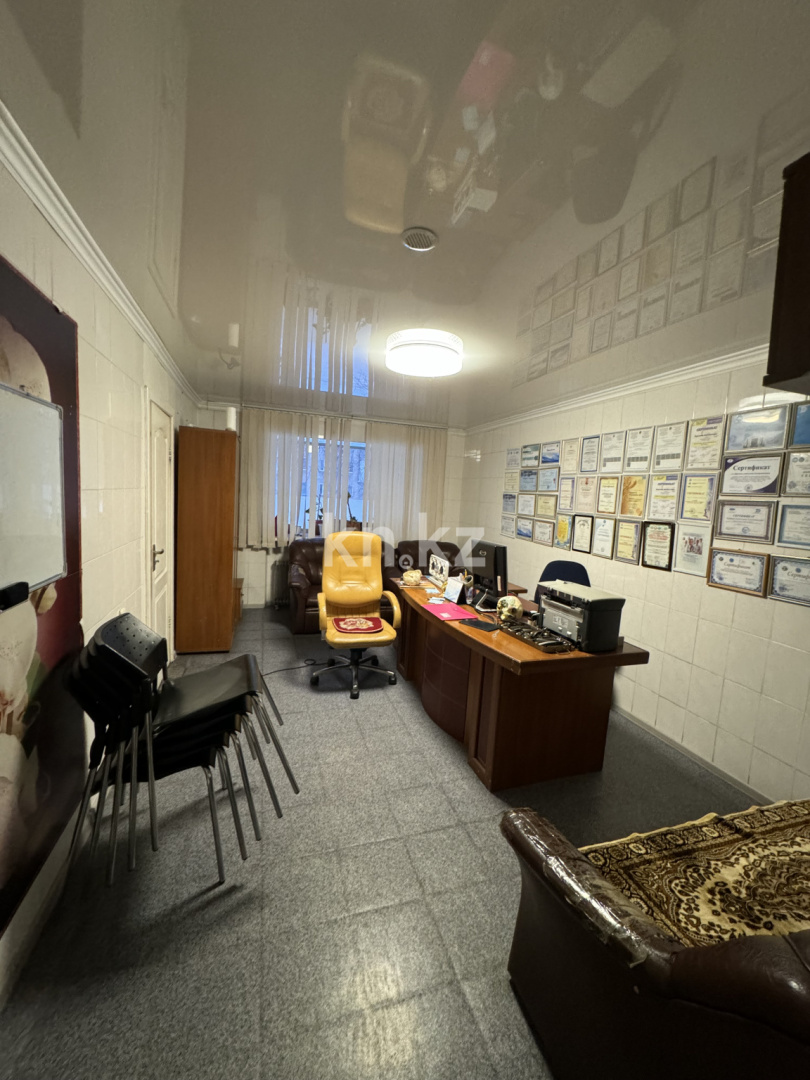 Продажа , 364 м², ул. Лободы, дом  43 - Продажа офисных и торговых помещений в Караганде с фото фото 12 из 22