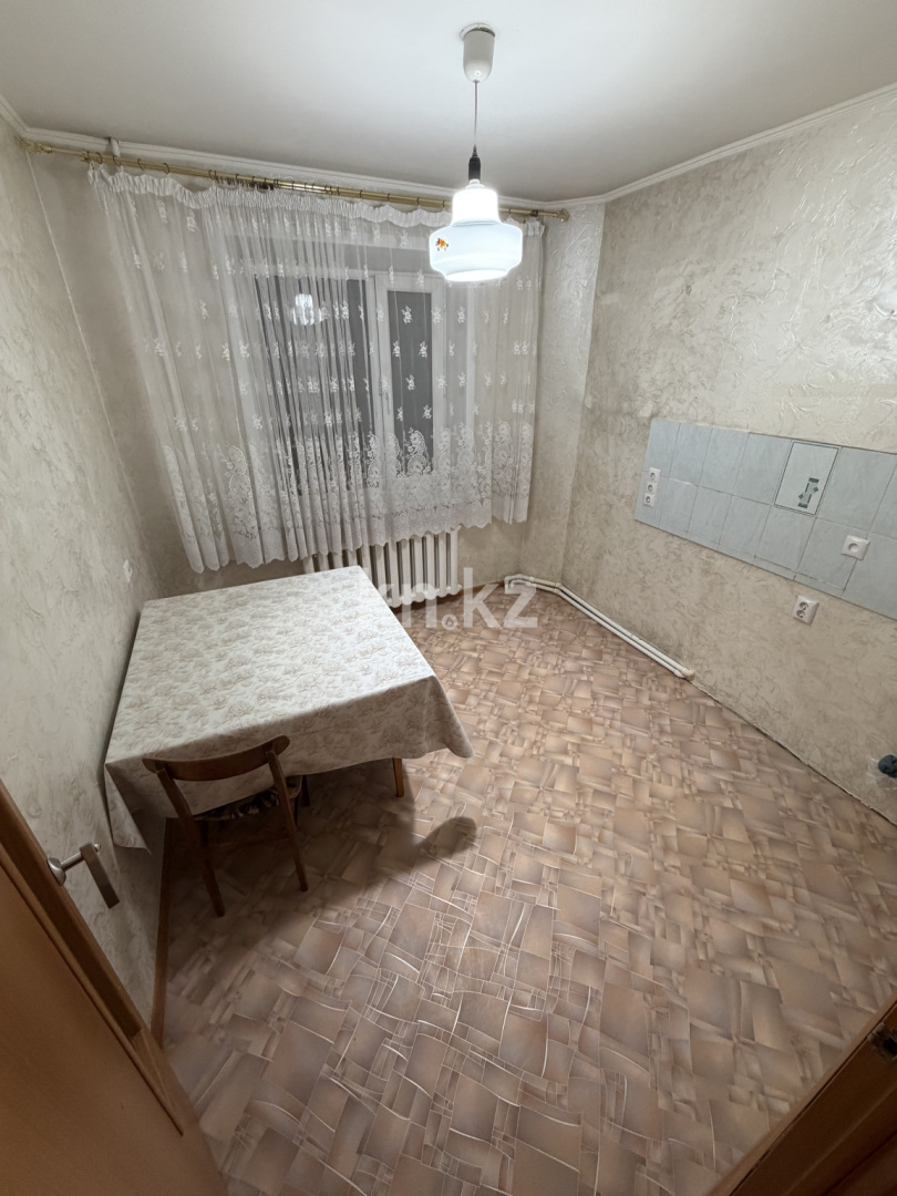 Продажа 4-комнатной квартиры, 84 м², мкр. Степной-2, дом  1 в Караганде - фото 10