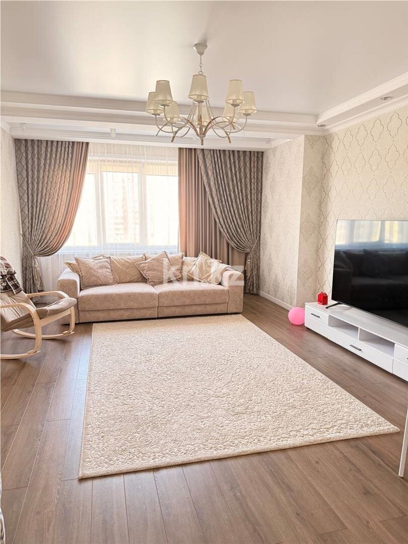 Продажа 3-комнатной квартиры, 98 м² в Караганде
