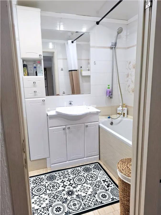 Продажа 4-комнатной квартиры, 79 м² - Продажа жилой и коммерческой недвижимости в Караганде фото 6 из 8
