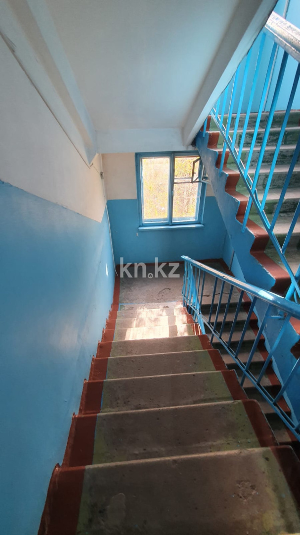 Продажа 3-комнатной квартиры, 60 м², ул. Алиханова, дом  18 в Караганде - фото 10