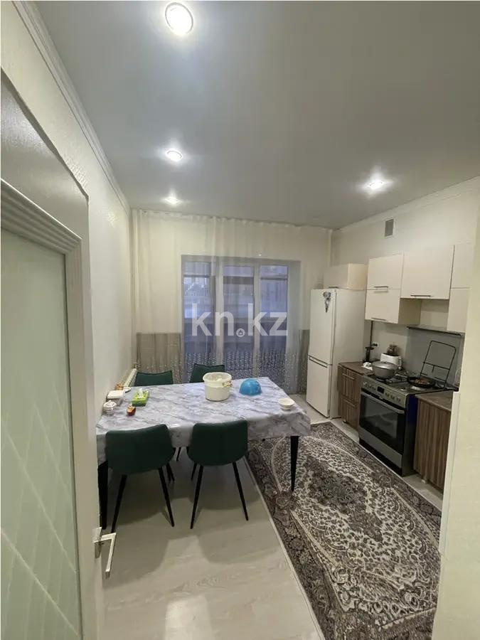 Продажа 3-комнатной квартиры, 90 м², ул. Ондасынова, дом  8 в Караганде - фото 4