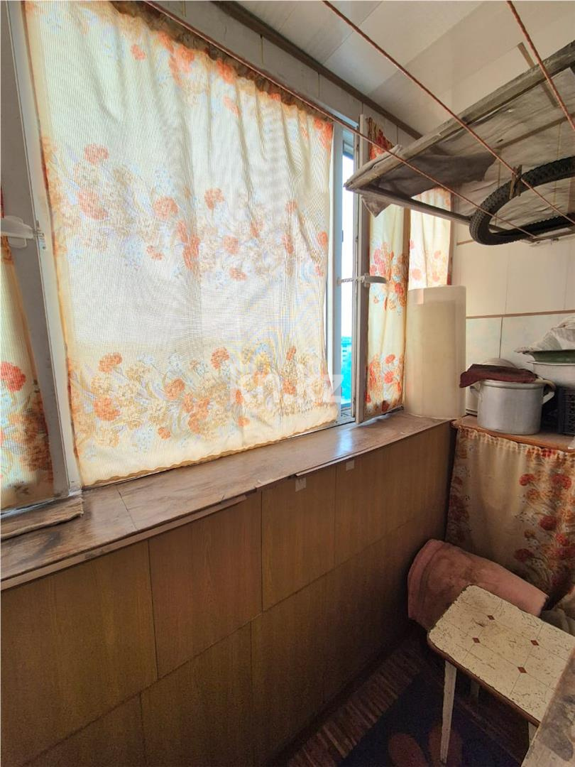 Продажа 3-комнатной квартиры, 63 м², ул. 6-й мик-н в Темиртау - фото 9