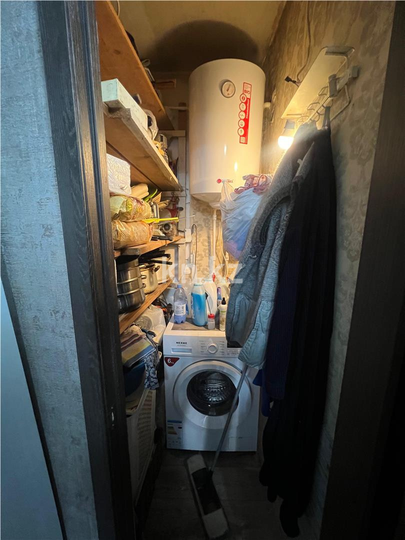 Продажа 3-комнатной квартиры, 62 м² - Продажа  трехкомнатных квартир в Караганде на Юго-Востоке фото 9 из 11