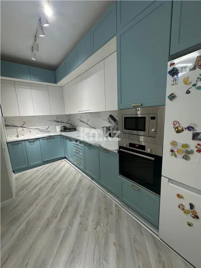 Продажа 3-комнатной квартиры, 90 м², ул. Орынбор, дом  12 в Астане - фото 4