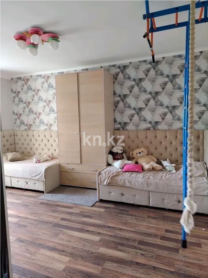 Продажа 3-комнатной квартиры, 123 м², ул. Мамбетова, дом  10 в Астане - фото 2