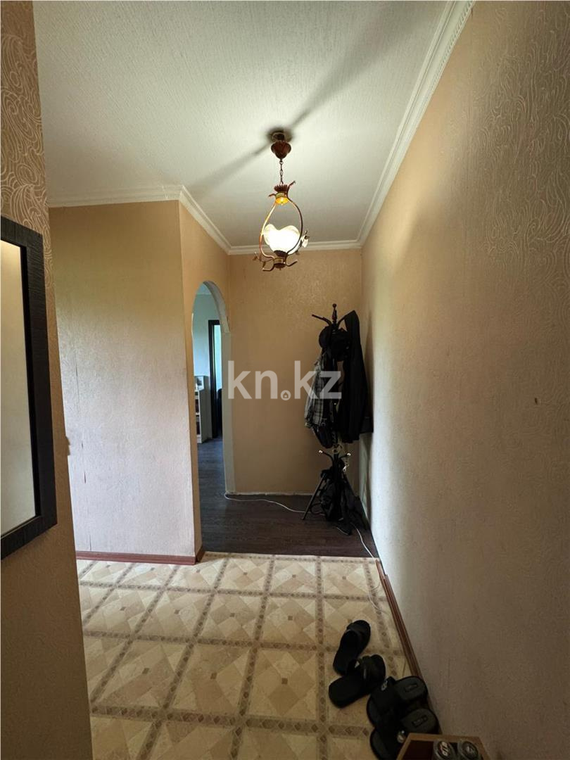 Продажа 3-комнатной квартиры, 48 м², ул. 6-й мик-н в Темиртау - фото 9