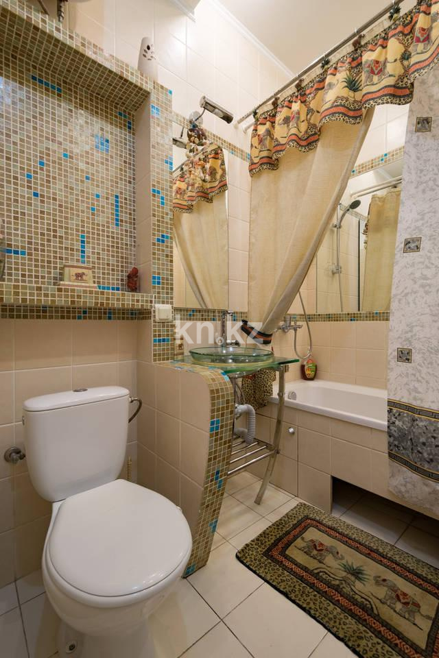 Аренда 2-комнатной квартиры посуточно, 63 м², Сейфуллина, дом  3/2 - ул. Тимирязева в Алматы - фото 10