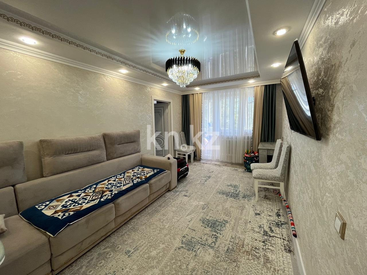 Продажа 3-комнатной квартиры, 61 м², мкр-н 19 в Караганде