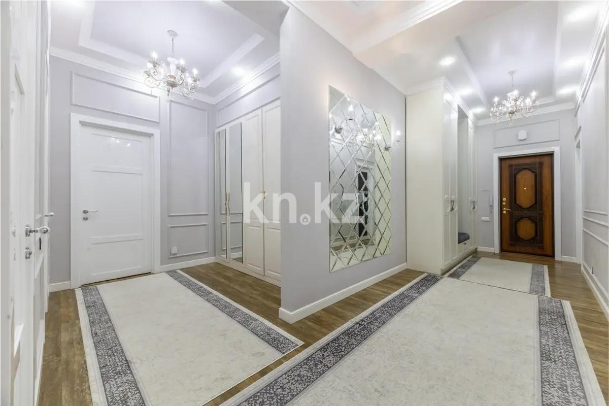 Продажа 3-комнатной квартиры, 135 м², ул. Нажимеденова, дом  12 в Астане - фото 8