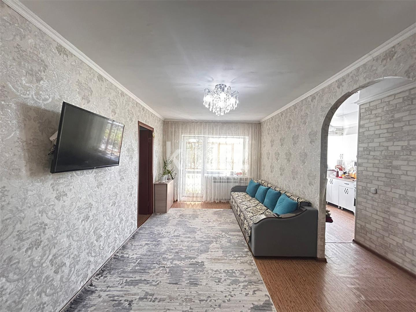 Продажа 3-комнатной квартиры, 42 м², мкр-н 12 - Продажа  трехкомнатных квартир в Караганде с фото фото 1 из 13