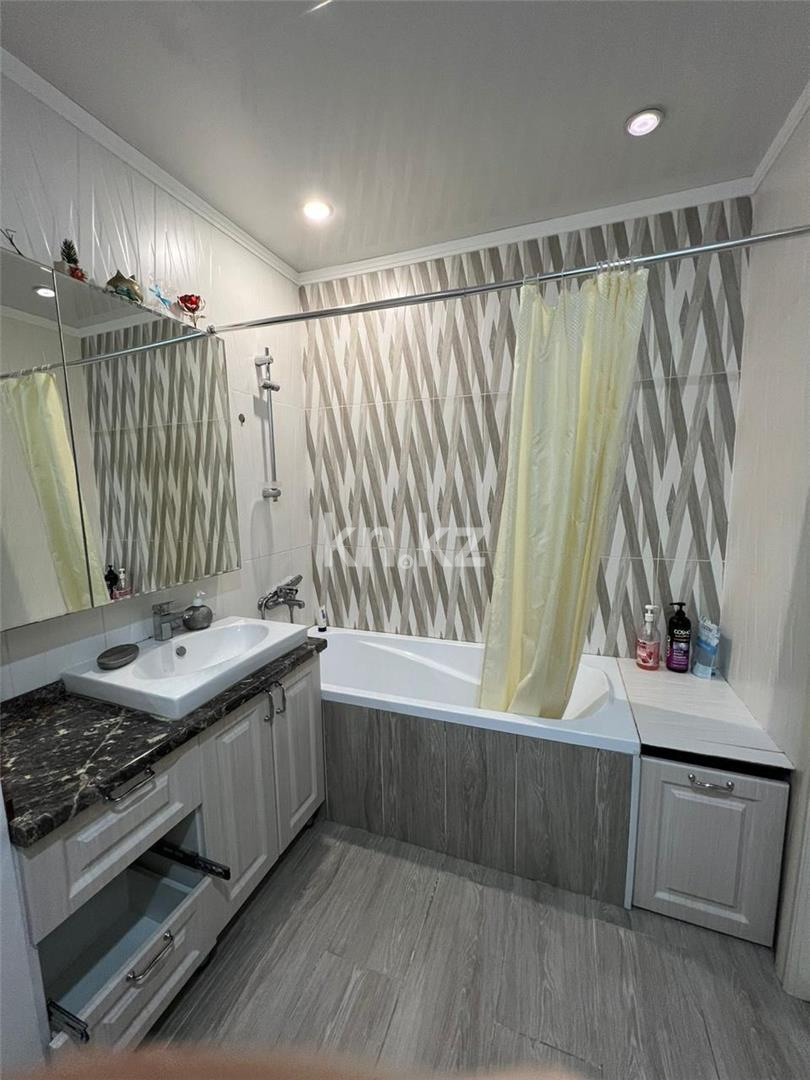 Продажа 3-комнатной квартиры, 70 м² - Продажа трехкомнатных квартир в Городе Караганды - страница 2 фото 8 из 11