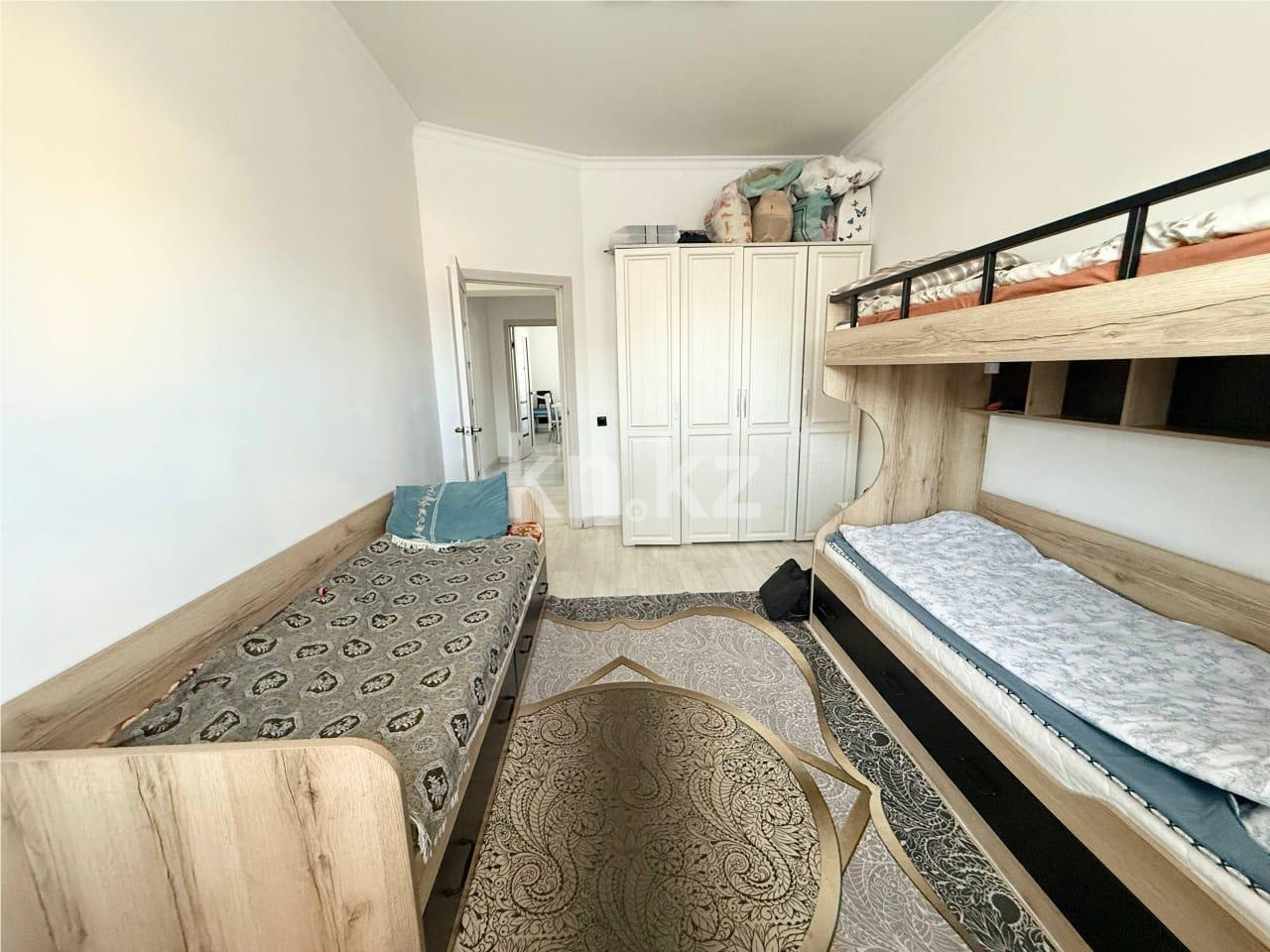 Продажа 2-комнатной квартиры, 63 м², ул. Кулкыбаева, дом  13 - Продажа квартир в Караганде фото 3 из 13