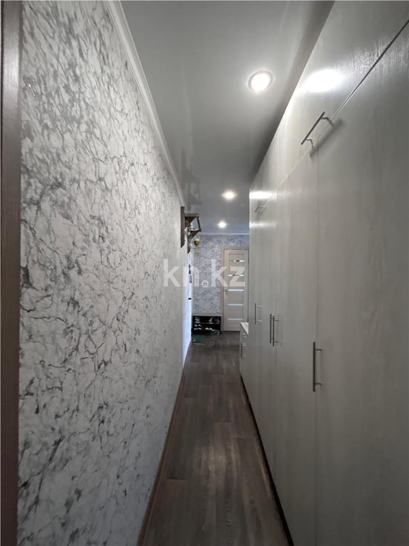 Продажа 3-комнатной квартиры, 55 м², ул. 6-й мик-н в Темиртау - фото 12