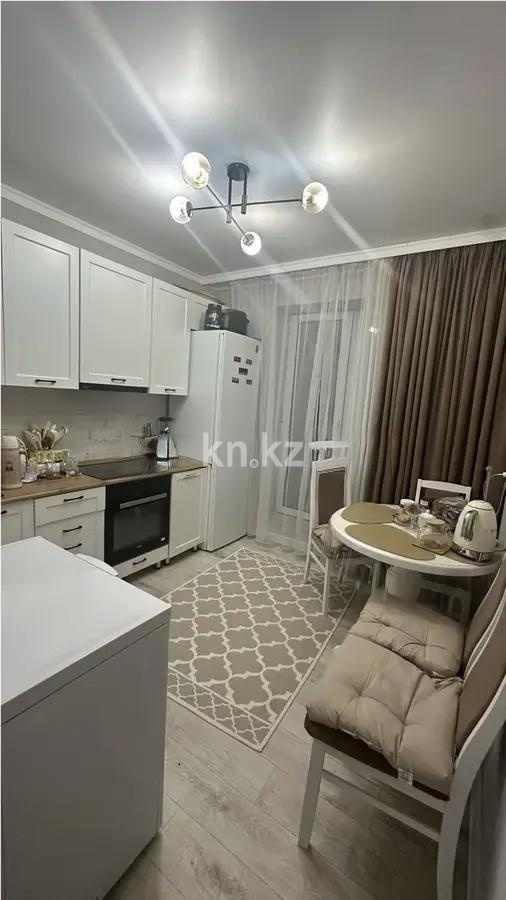 Продажа 1-комнатной квартиры, 39 м², ул. Момышулы, дом  26/3 - Продажа  однокомнатных квартир в Караганде фото 2 из 4