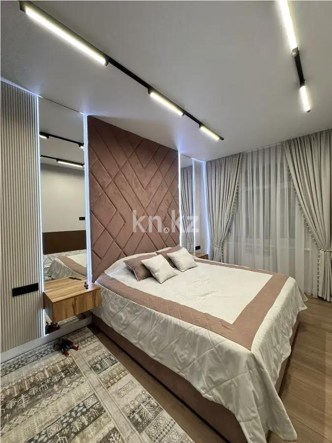 Продажа 2-комнатной квартиры, 65 м² в Караганде