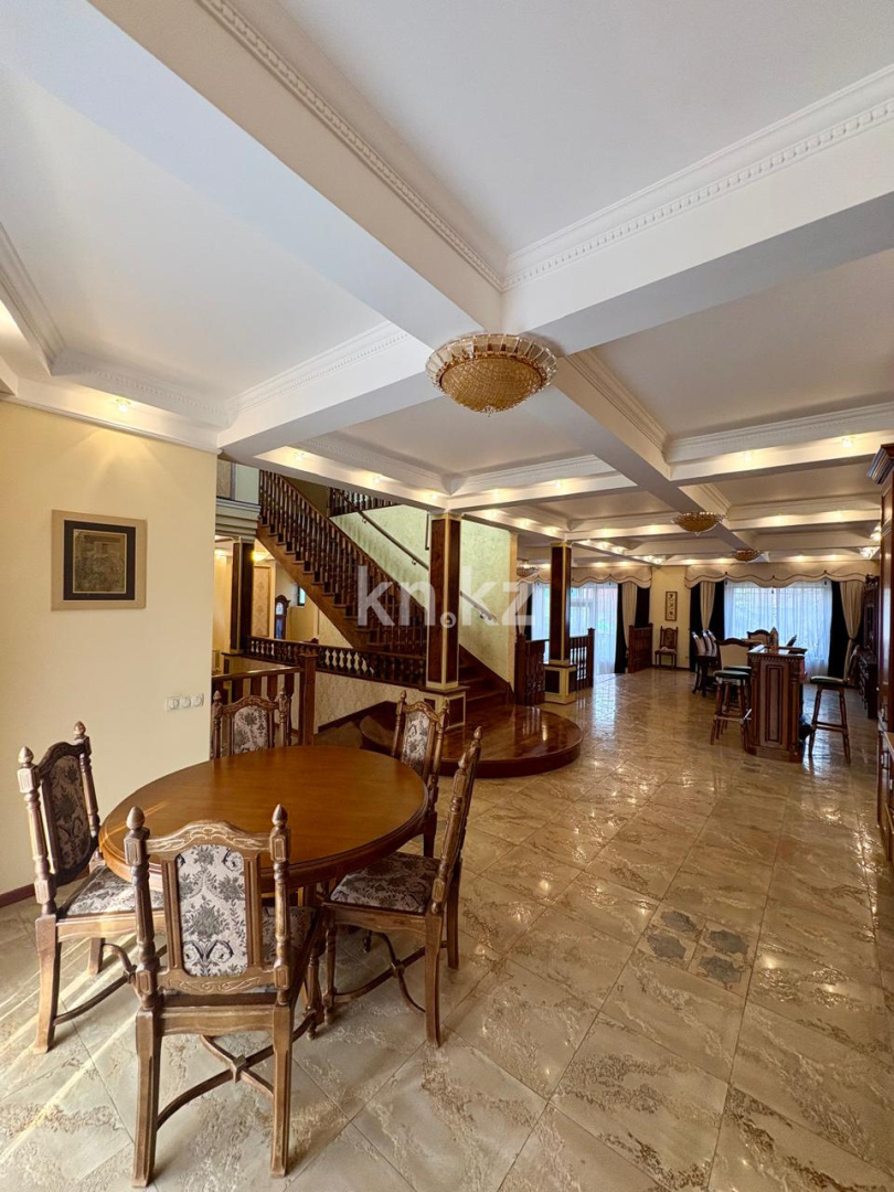 Продажа 5-комнатного дома, 600 м², ул. Кошек батыра - Продажа домов, коттеджей в Казахстане фото 11 из 40