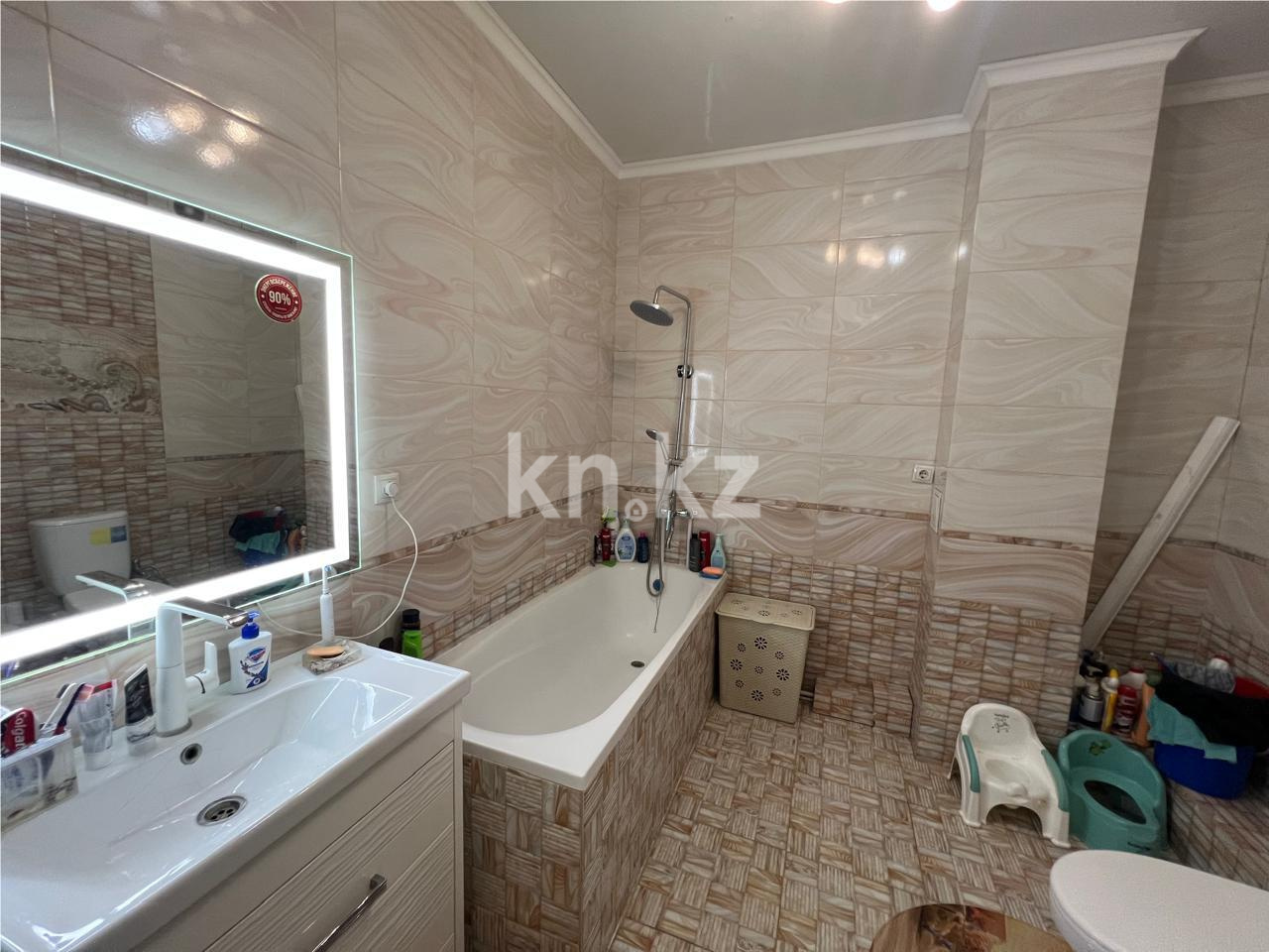 Продажа 4-комнатной квартиры, 131 м² в Караганде - фото 12