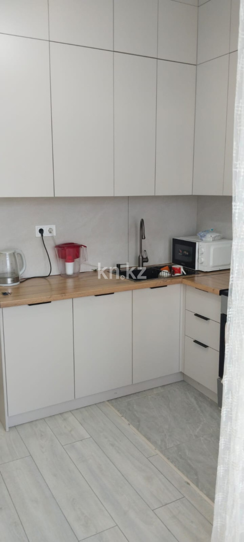 Аренда 1-комнатной квартиры, 40 м² в Астане