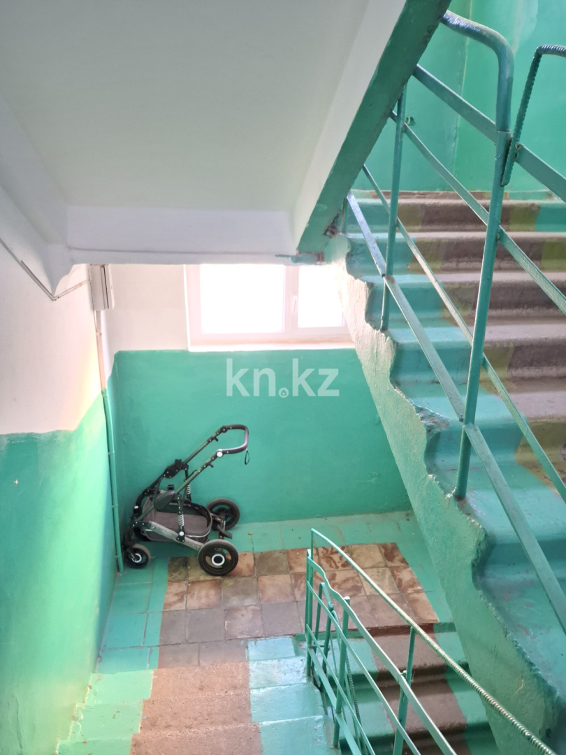 Продажа 3-комнатной квартиры, 62.5 м², 18мкр, дом  9 - Продажа квартир в Караганде фото 14 из 16