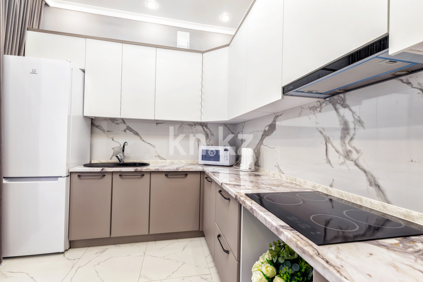 Аренда 1-комнатной квартиры посуточно, 40 м², ул. Анет баба, дом  11 - ул. Мухамедханова в Астане - фото 2