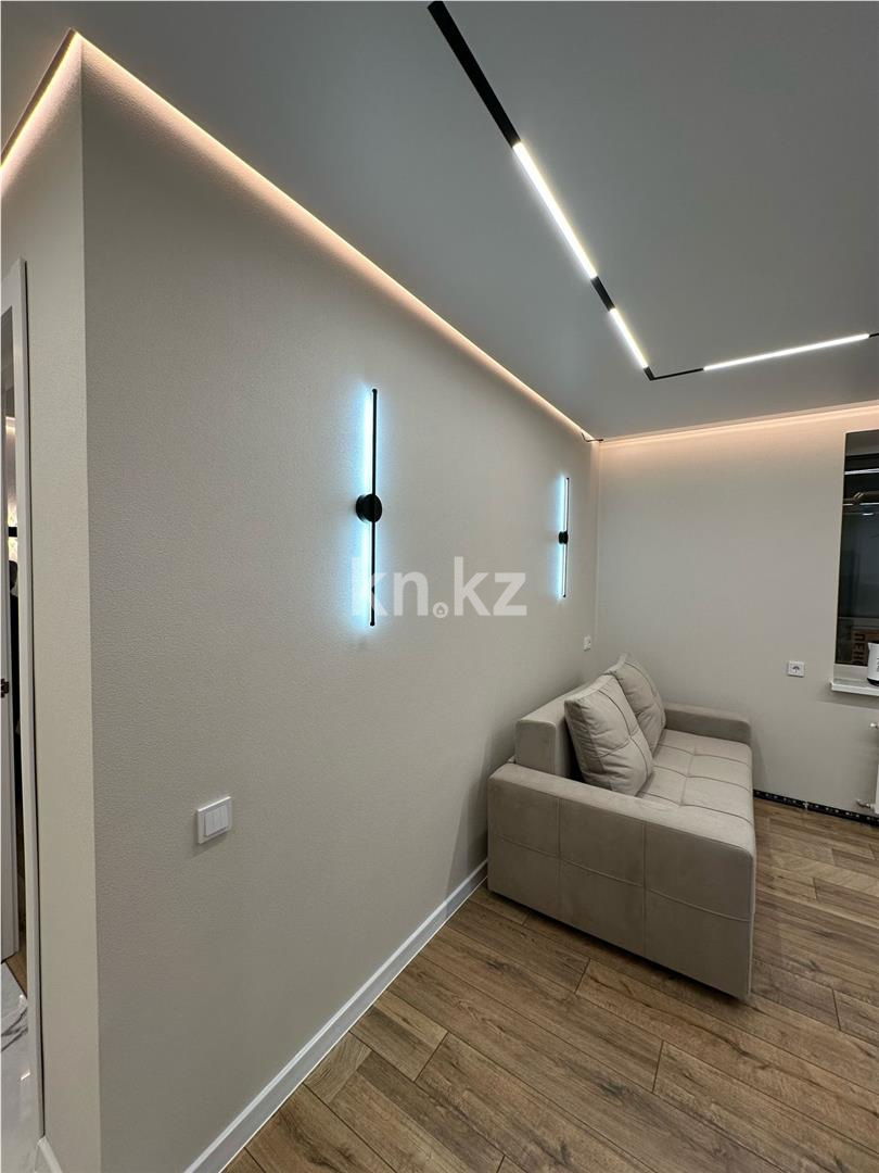 Продажа 2-комнатной квартиры, 43 м², ул. Дюсембекова - Продажа  двухкомнатных квартир в новостройках Караганды фото 1 из 10