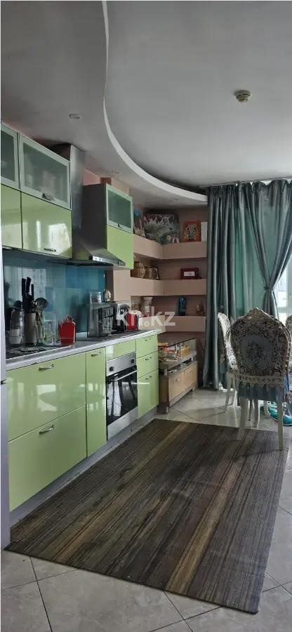 Продажа 2-комнатной квартиры, 72.5 м², ул. Хусаинова, дом  225 в Алматы - фото 2