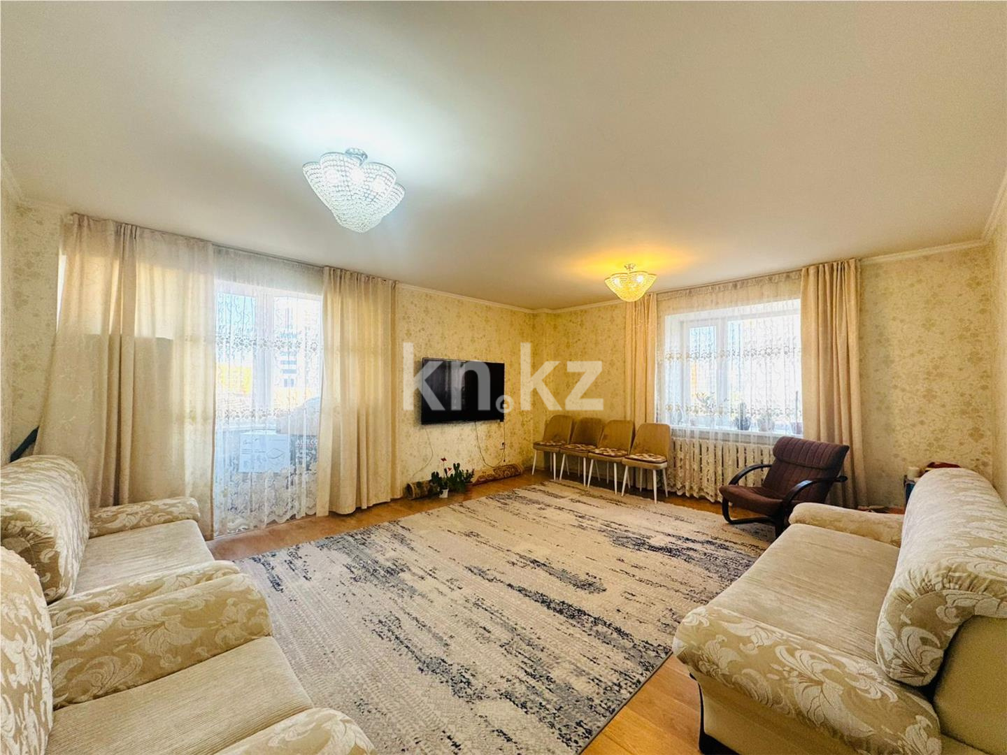 Продажа 2-комнатной квартиры, 65.4 м², ул. Байтурсынова - Продажа квартир в Астане фото 1 из 11