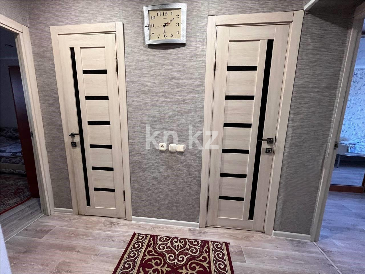 Продажа 4-комнатной квартиры, 75 м², пр. Республики, дом  18 - Продажа  четырехкомнатных квартир в Караганде фото 17 из 24